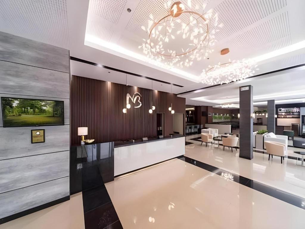 Mallberry Suites Business Hotel Кагаян-де-Оро Экстерьер фото