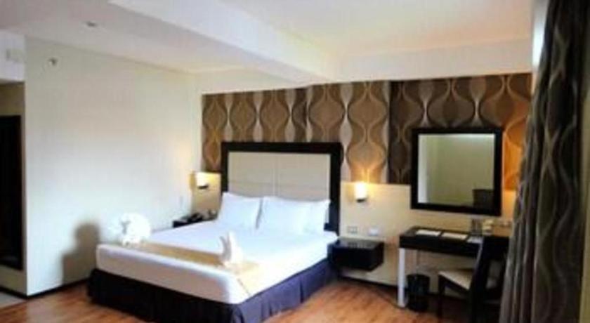 Mallberry Suites Business Hotel Кагаян-де-Оро Экстерьер фото